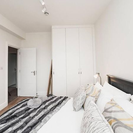 Newly Renovated Modern 4 Bed 3 Bath Apartment London Ngoại thất bức ảnh