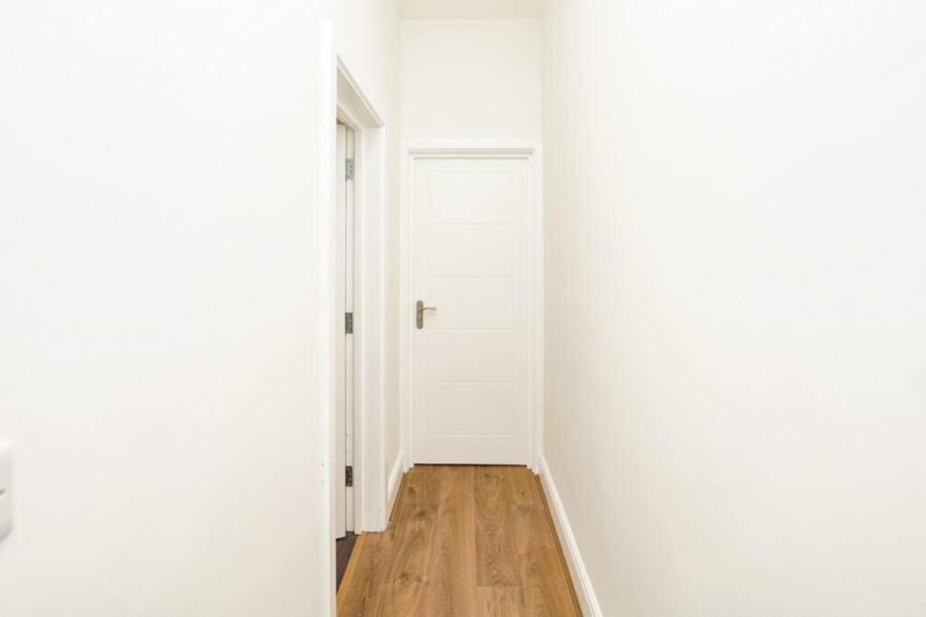 Newly Renovated Modern 4 Bed 3 Bath Apartment London Ngoại thất bức ảnh