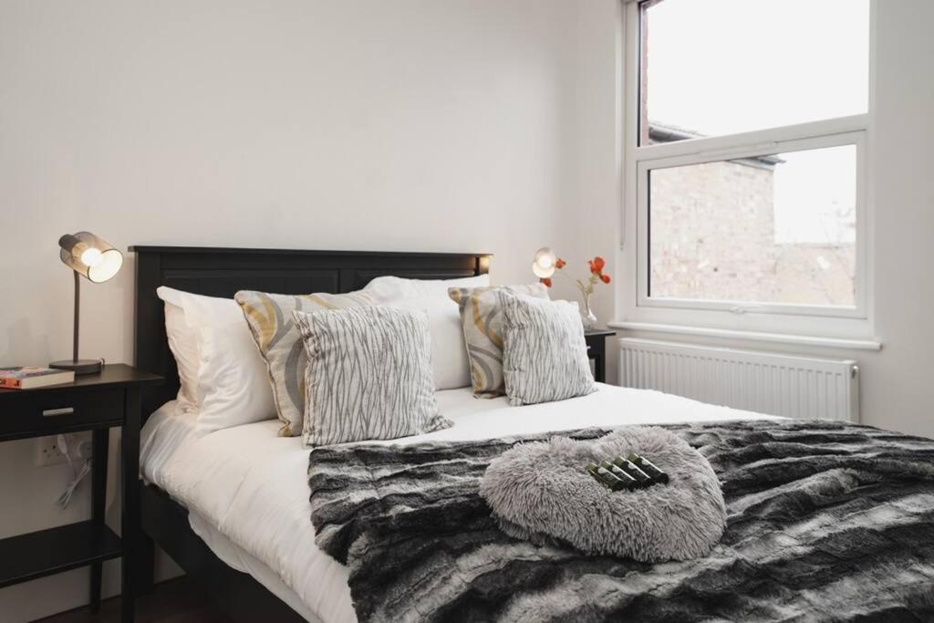 Newly Renovated Modern 4 Bed 3 Bath Apartment London Ngoại thất bức ảnh