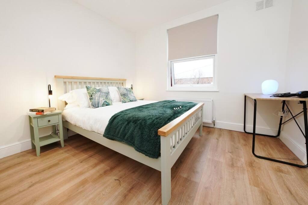 Newly Renovated Modern 4 Bed 3 Bath Apartment London Ngoại thất bức ảnh