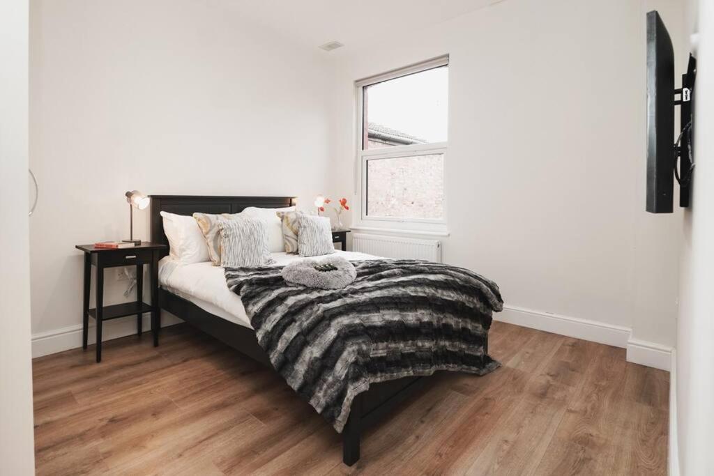 Newly Renovated Modern 4 Bed 3 Bath Apartment London Ngoại thất bức ảnh
