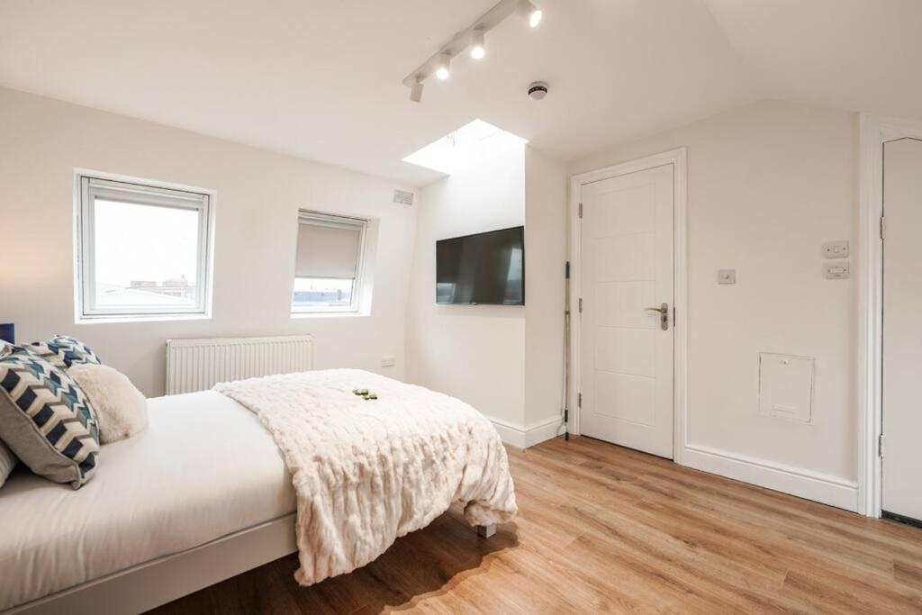 Newly Renovated Modern 4 Bed 3 Bath Apartment London Ngoại thất bức ảnh