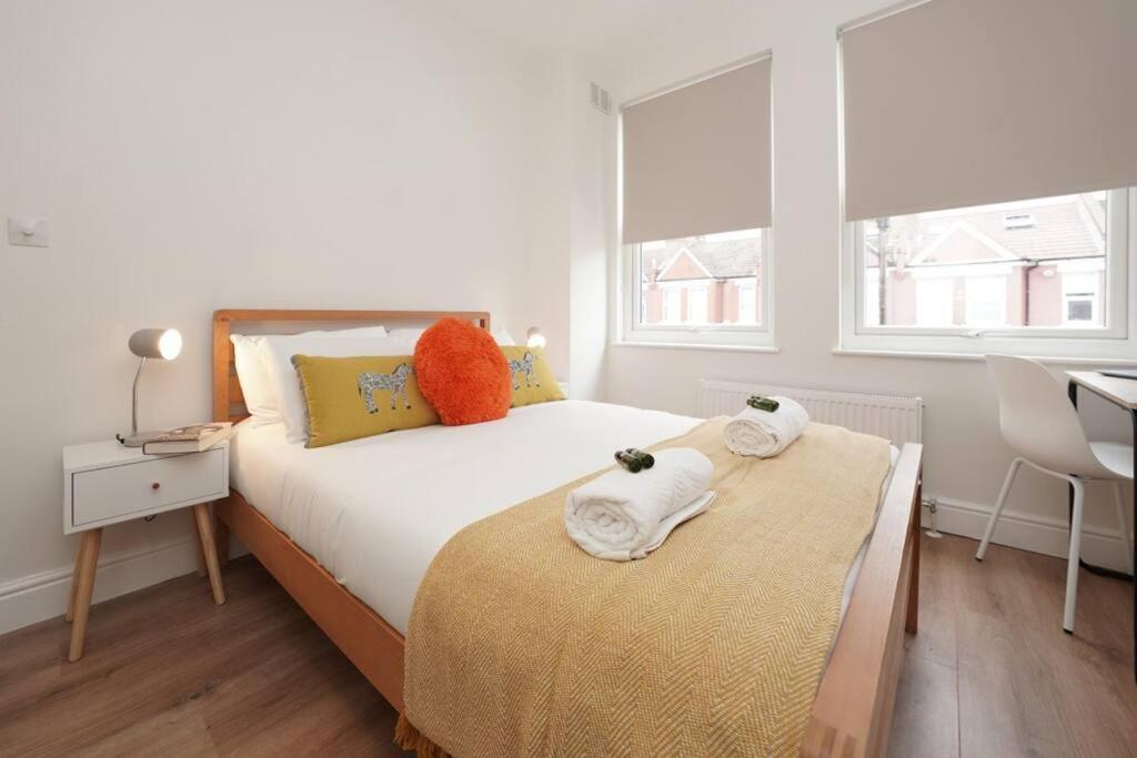 Newly Renovated Modern 4 Bed 3 Bath Apartment London Ngoại thất bức ảnh
