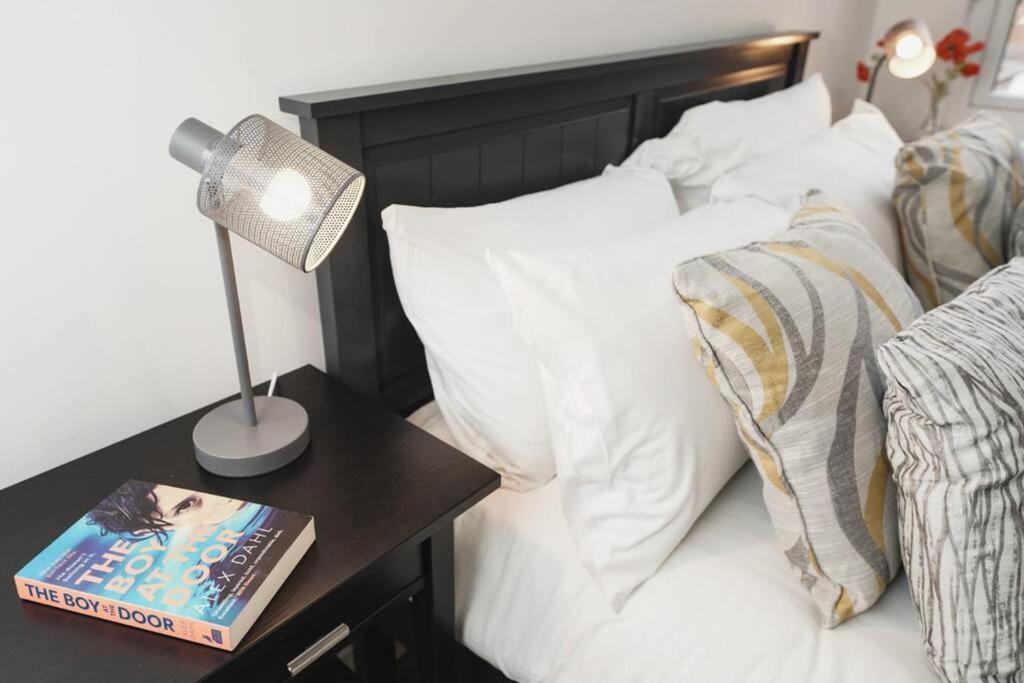 Newly Renovated Modern 4 Bed 3 Bath Apartment London Ngoại thất bức ảnh